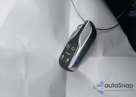 2014 Maserati Quattroporte S Q4 из США, поврежденный, VIN ZAM56RRA5E1108776